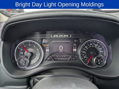 2022 RAM 1500 Laramie Crew Cab 4x4 5'7" Box