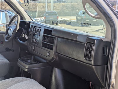 2014 Chevrolet Express Cutaway 3500 3500