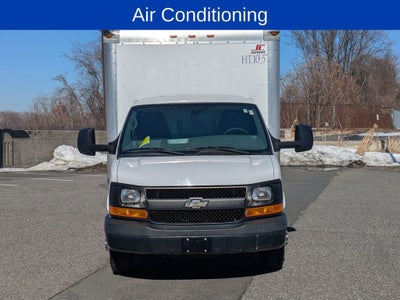 2014 Chevrolet Express Cutaway 3500 3500