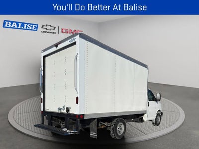 2025 GMC Savana Cutaway 3500 1WT