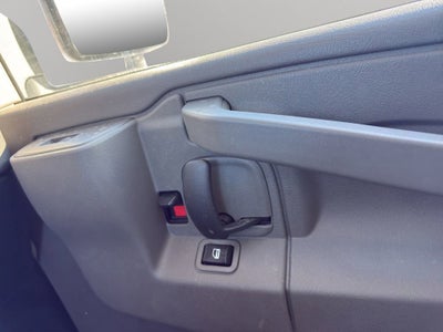 2025 GMC Savana Cutaway 3500 1WT