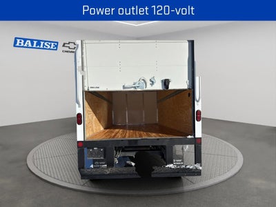 2025 GMC Savana Cutaway 3500 1WT