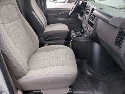 2025 GMC Savana Cutaway 3500 1WT
