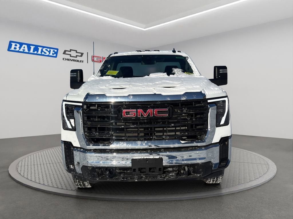 2025 GMC Sierra 3500 HD Chassis Cab Pro