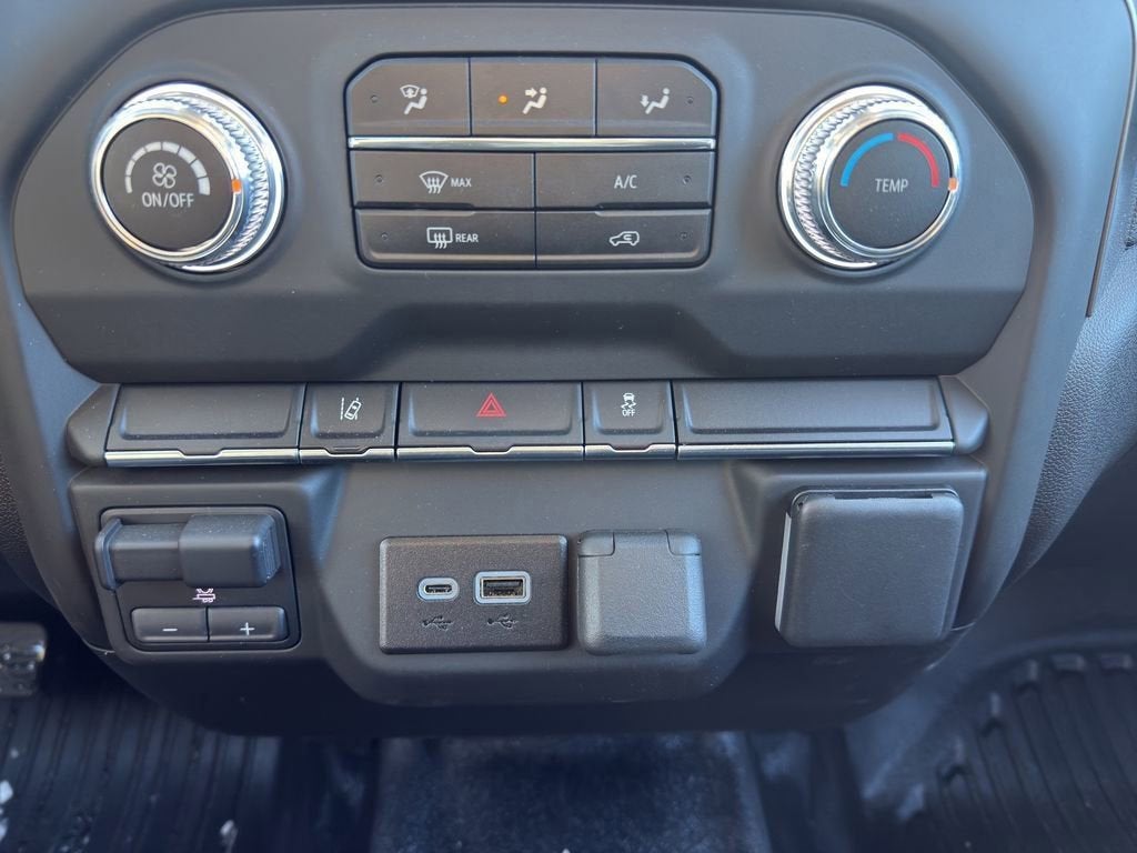 2025 GMC Sierra 3500 HD Chassis Cab Pro