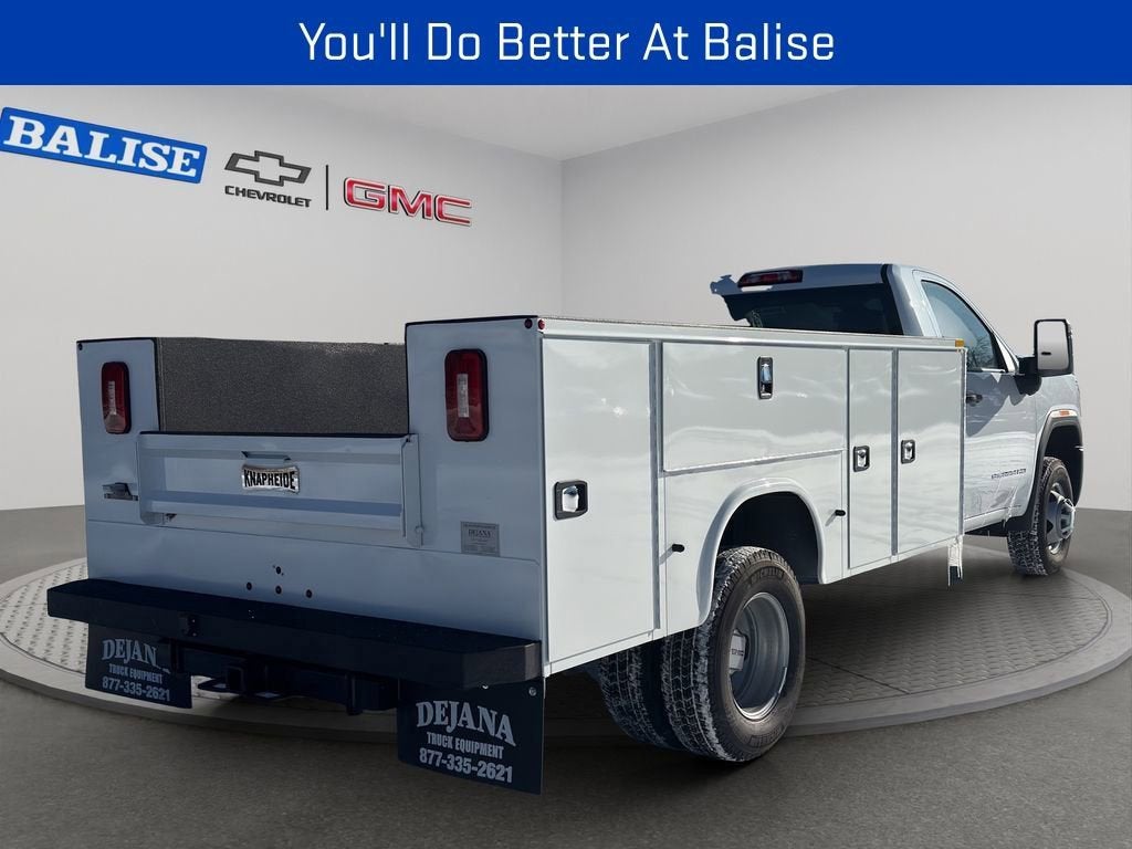 2025 GMC Sierra 3500 HD Chassis Cab Pro