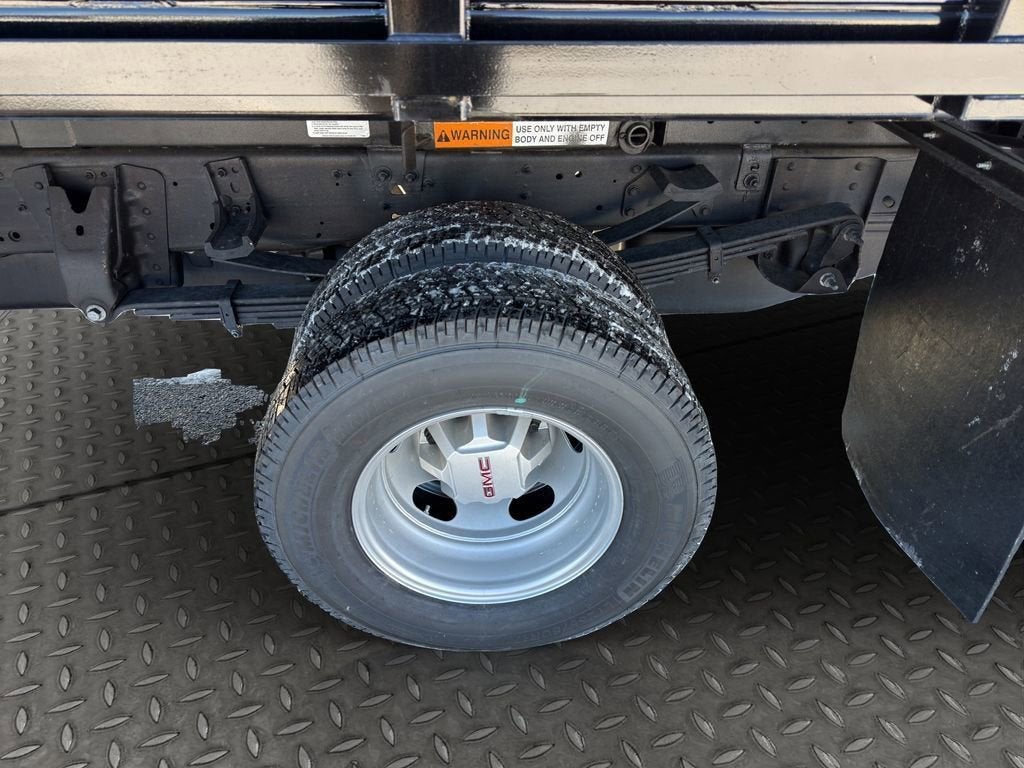 2025 GMC Sierra 3500 HD Chassis Cab Pro