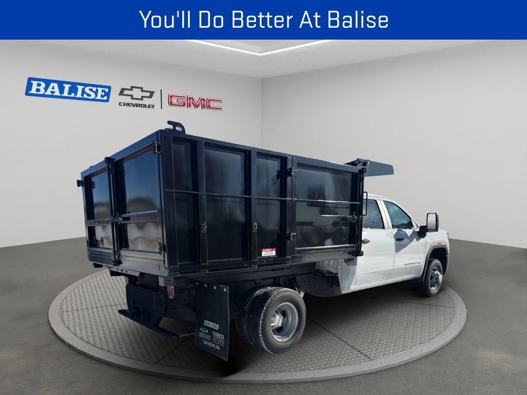 2025 GMC Sierra 3500 HD Chassis Cab Pro
