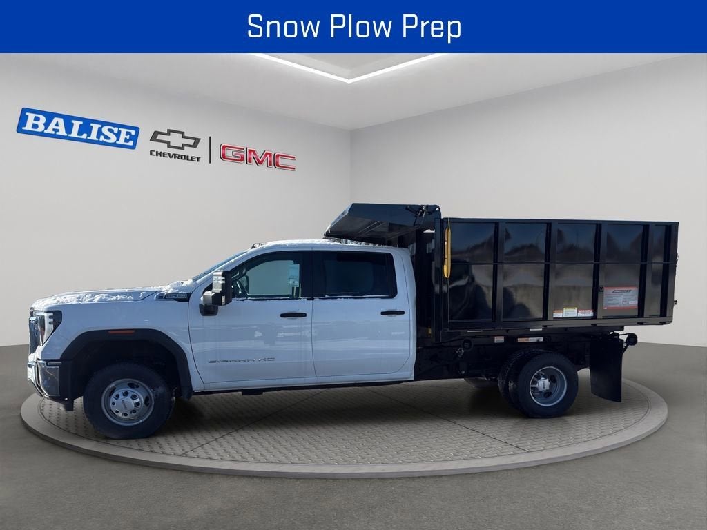 2025 GMC Sierra 3500 HD Chassis Cab Pro