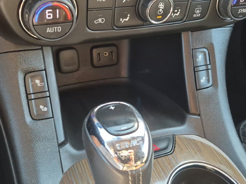 2017 GMC Acadia SLE