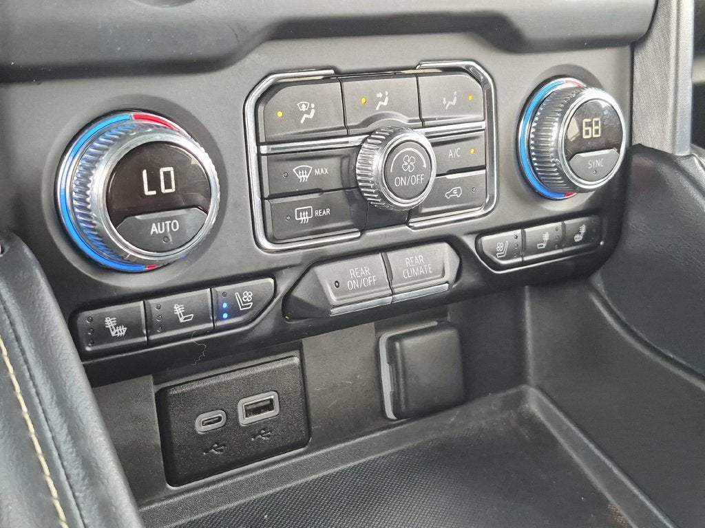 2024 GMC Yukon XL SLT