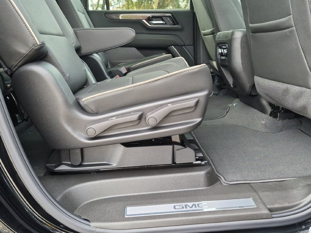 2027 GMC Yukon XL Elevation