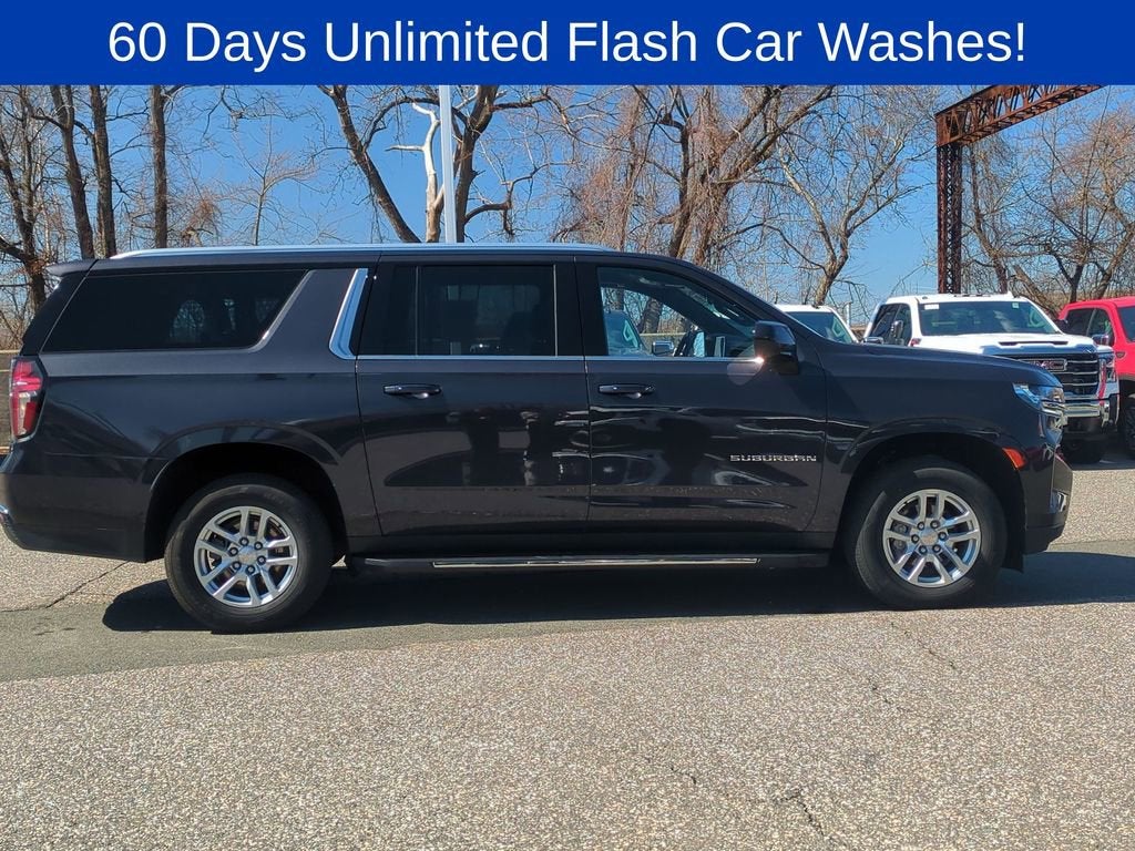 2024 Chevrolet Suburban LT