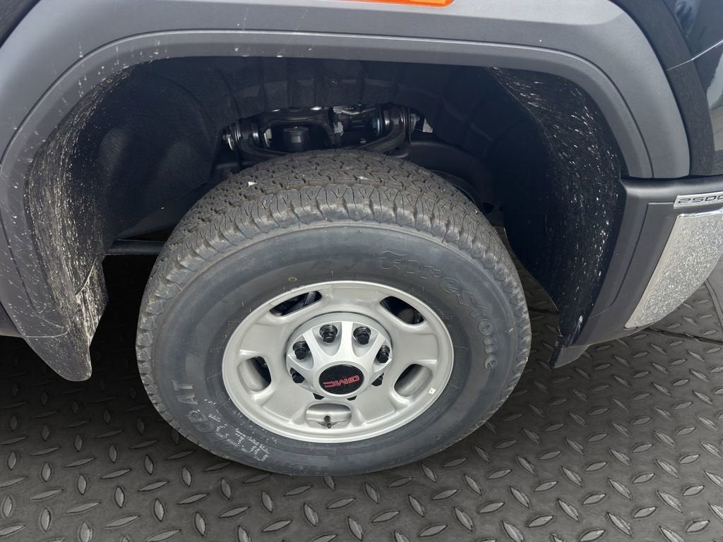 2025 GMC Sierra 2500 HD Pro