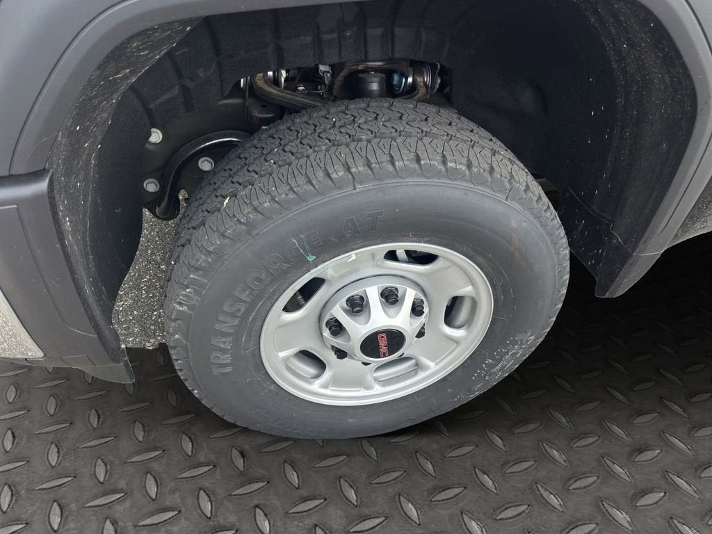 2025 GMC Sierra 2500 HD Pro