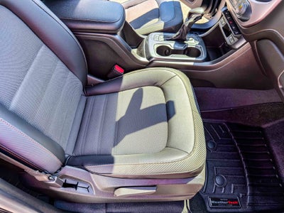 2022 GMC Canyon 4WD AT4 w/Cloth