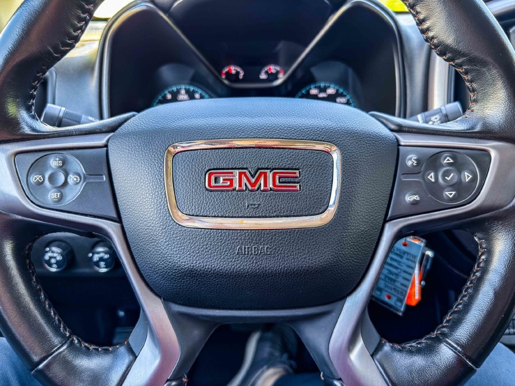 2022 GMC Canyon 4WD AT4 w/Cloth