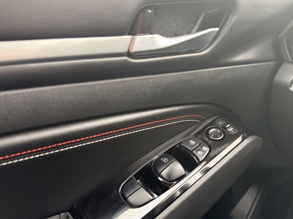 2023 Nissan Altima SR Intelligent AWD