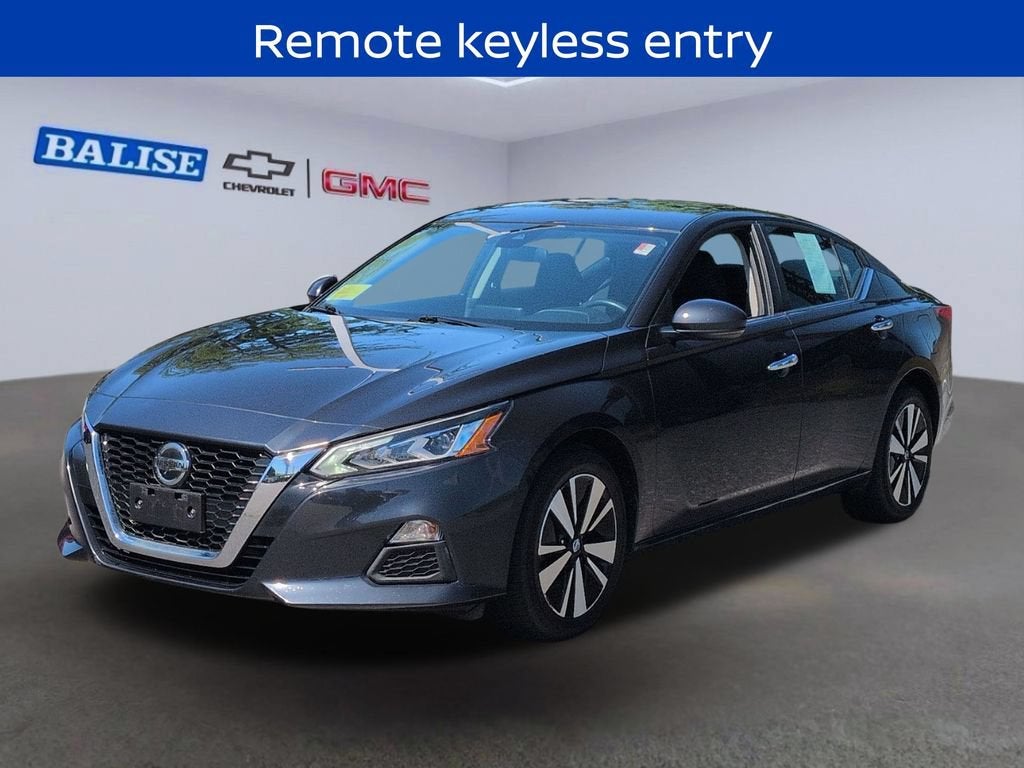 2022 Nissan Altima 2.5 SV