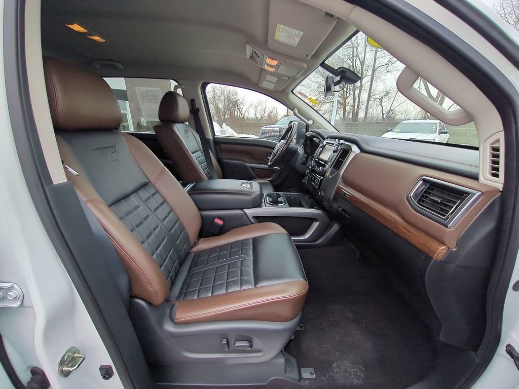 2018 Nissan TITAN XD Platinum Reserve Diesel