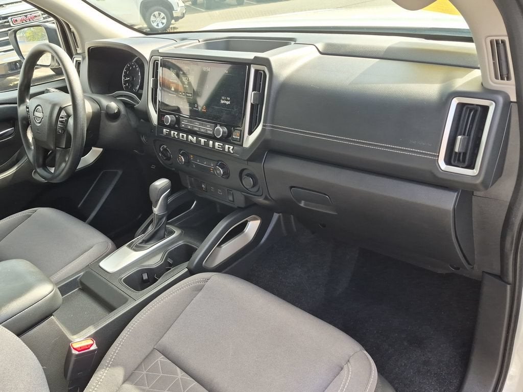 2025 Nissan Frontier King Cab SV 4x4