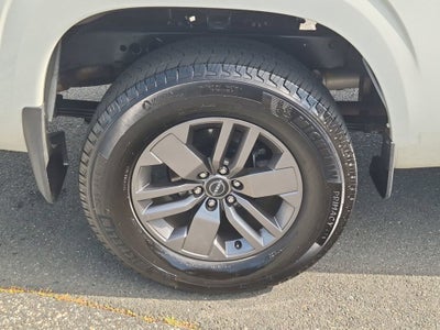 2025 Nissan Frontier King Cab SV 4x4