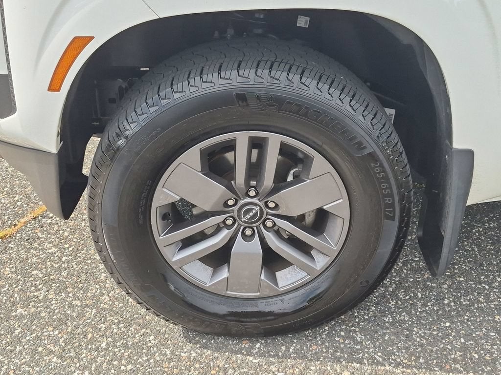 2025 Nissan Frontier King Cab SV 4x4