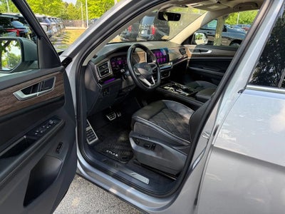2024 Volkswagen Atlas 2.0T SEL Premium R-Line