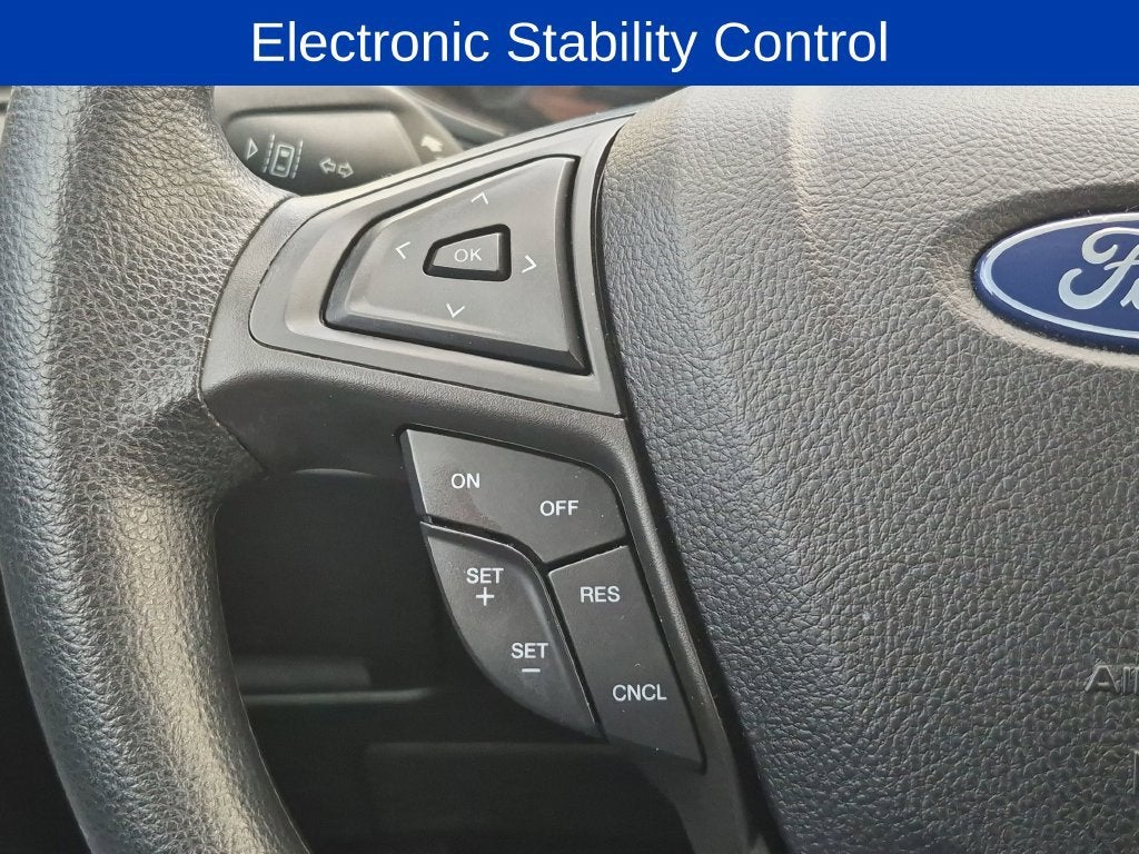 2022 Ford Edge SE