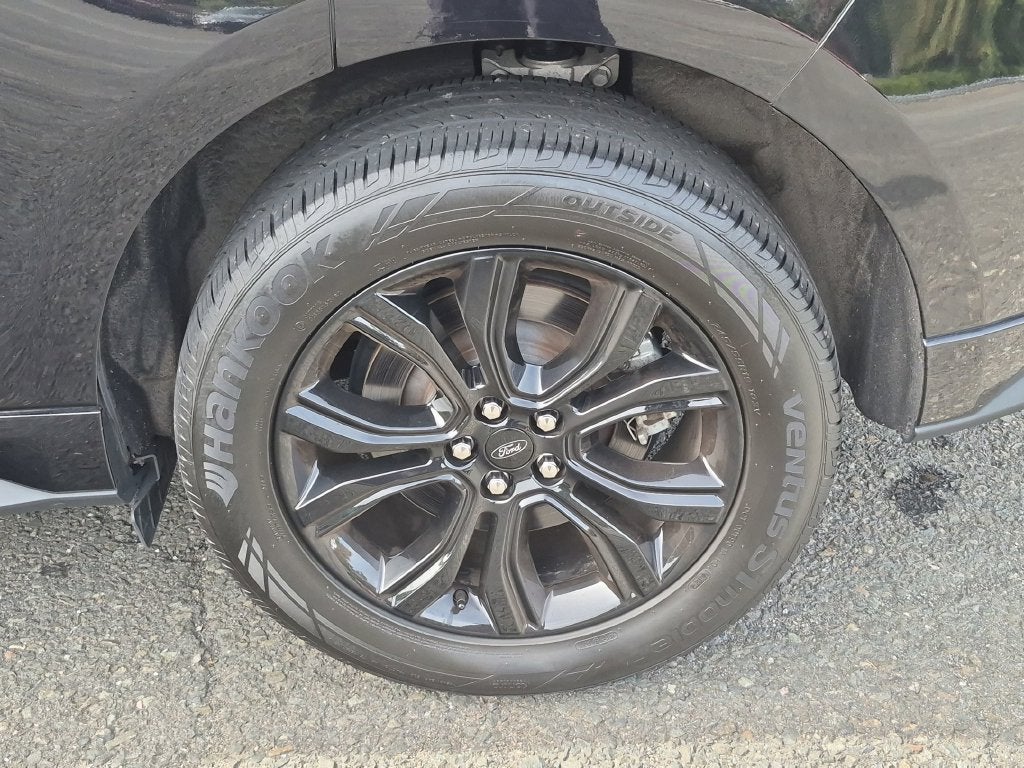 2022 Ford Edge SE