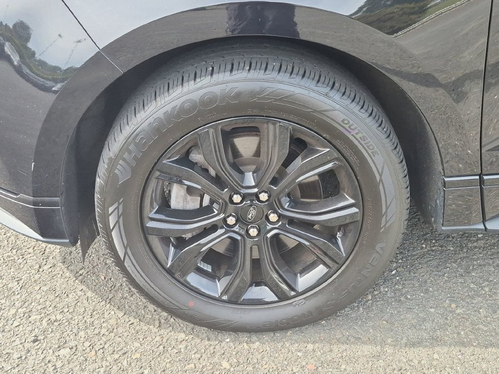 2022 Ford Edge SE