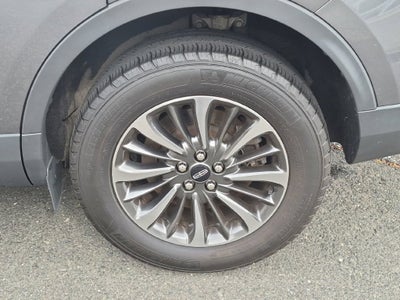 2023 Lincoln Nautilus Standard