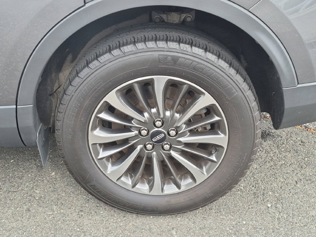 2023 Lincoln Nautilus Standard