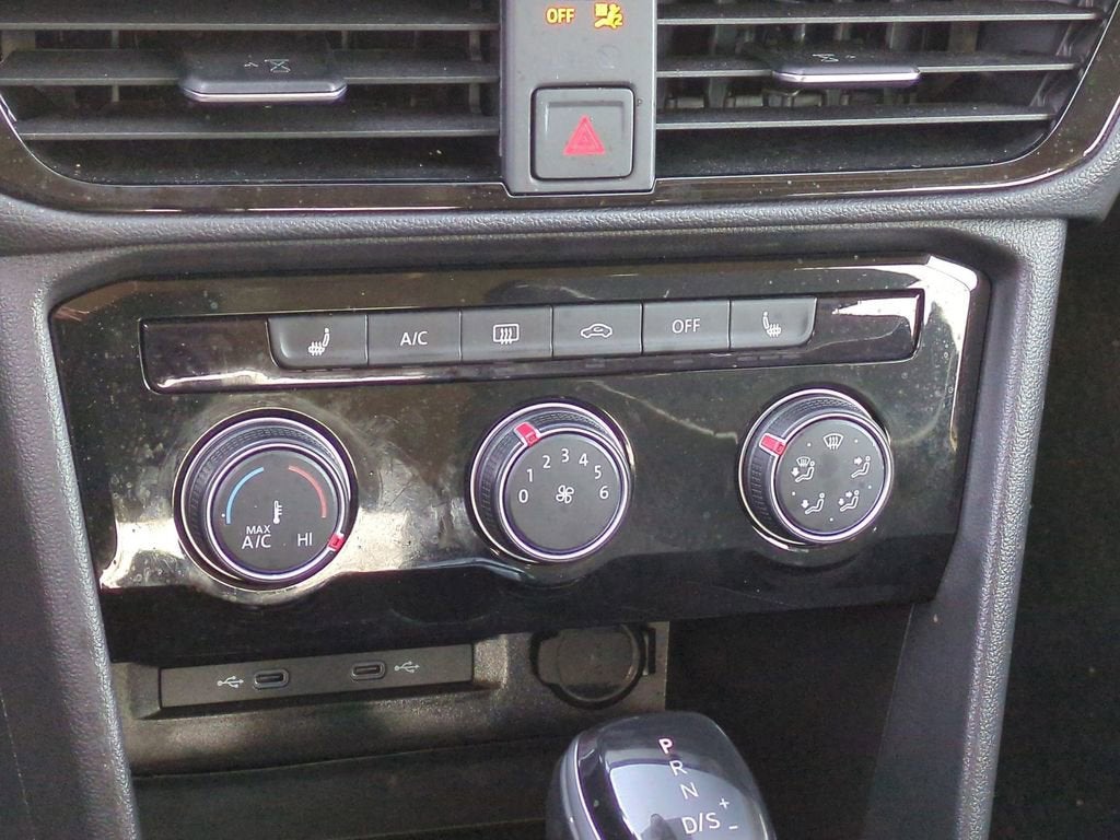 2023 Volkswagen Taos SE