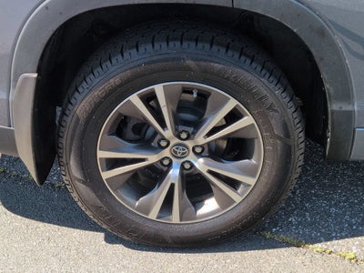 2017 Toyota Highlander LE Plus