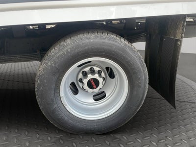 2025 GMC Savana Cutaway 3500 1WT