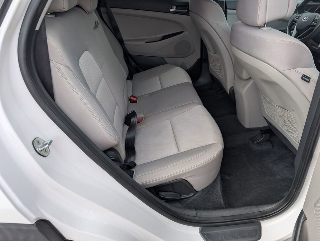 2016 Hyundai Tucson SE