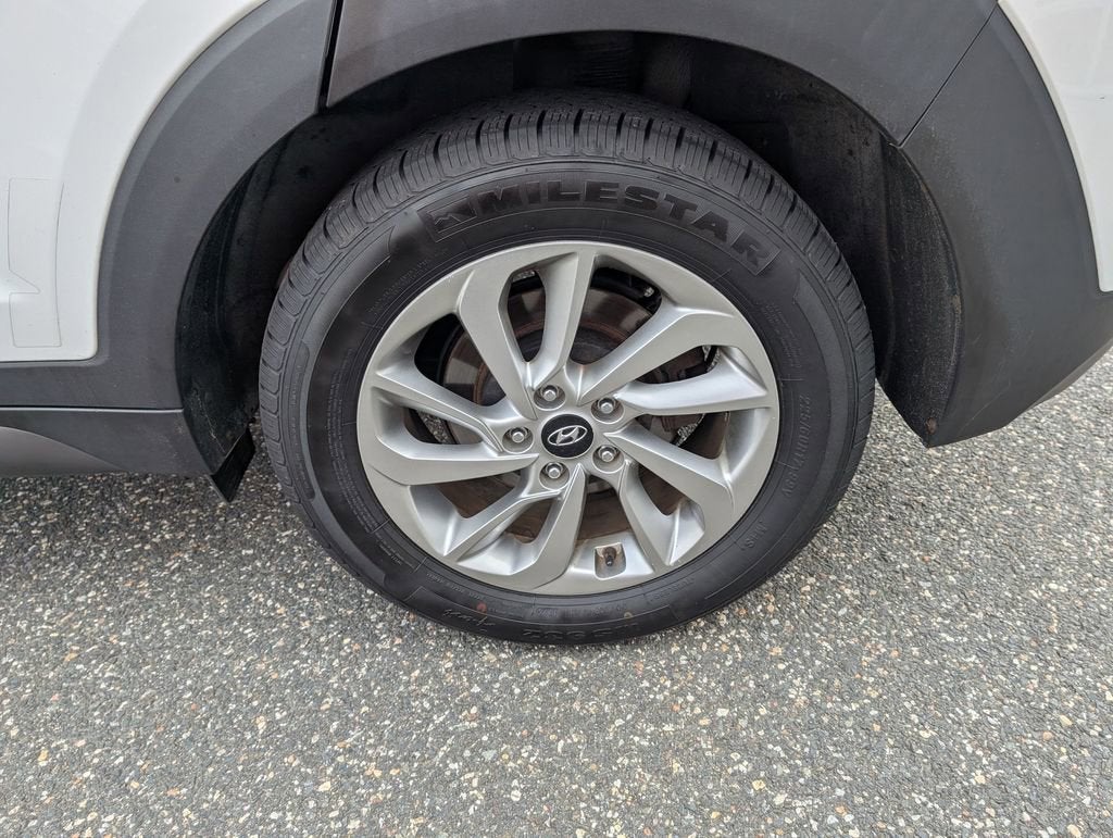 2016 Hyundai Tucson SE