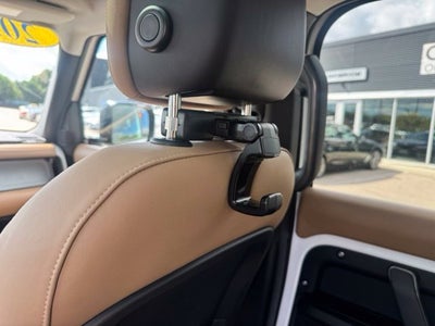 2025 Land Rover Defender 110 P400 S